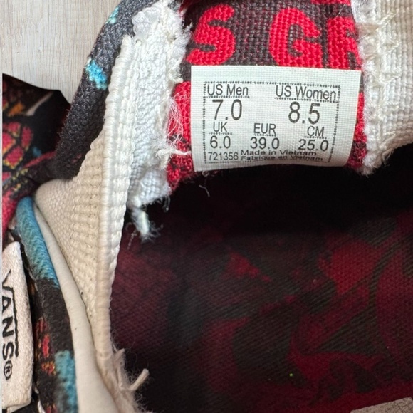 Vans x Marvel SPIDERMAN Slip-On Sneakers Men's Size 7/Women's Size 8.5 - Picture 8 of 9